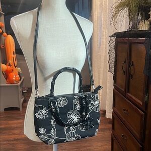 Relic Black and White Floral Shoulder Bag